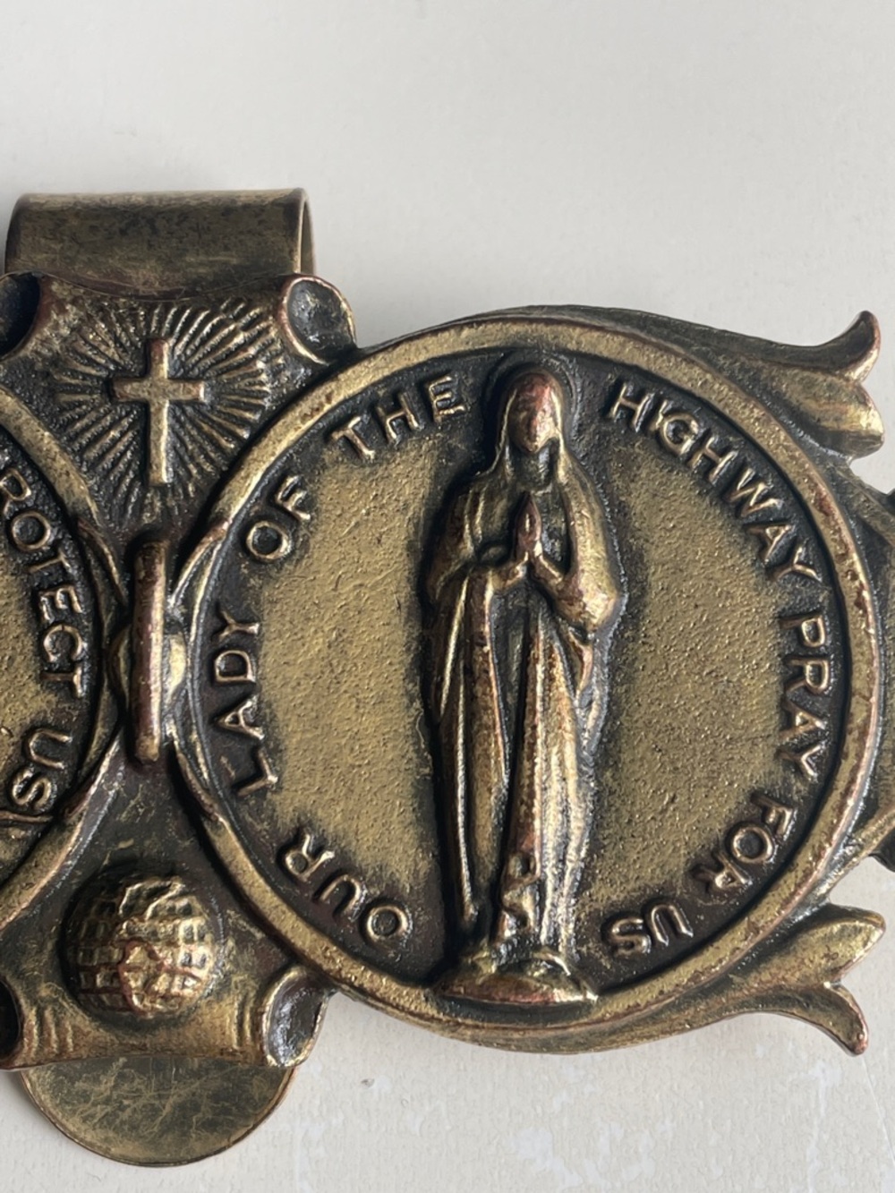 Religious Bronze-Tone Car Visor Clip - St. Christopher & Our Lady - Picture 4 of 6